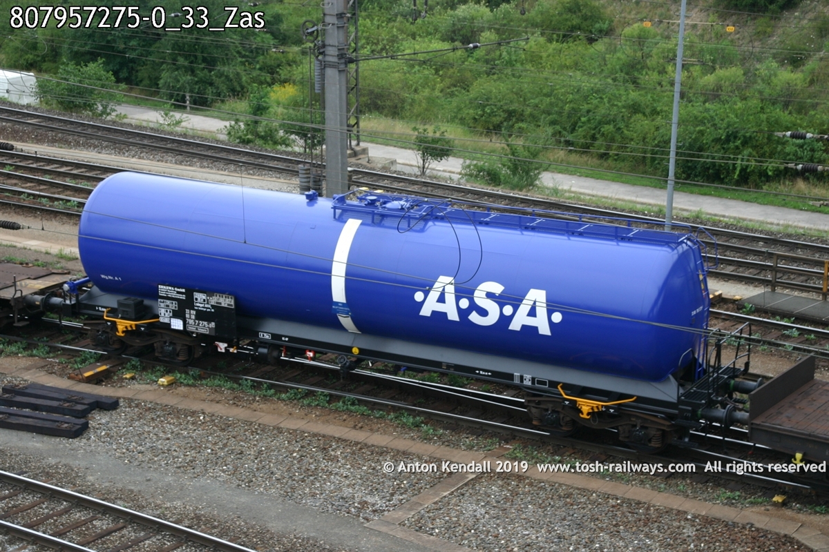 807957275-0_33_Zas.jpg